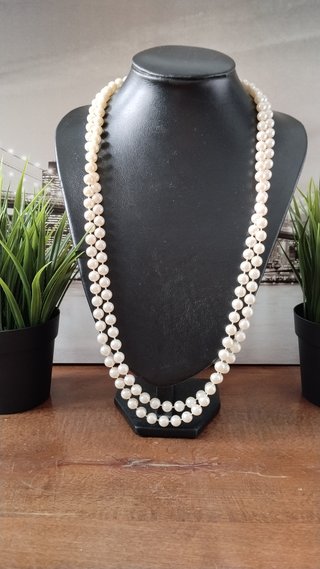 Collar muy largo multiposición de perlas falsas