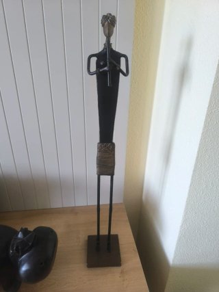 Figura Africana con Flauta