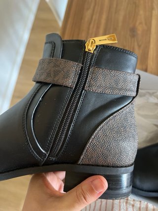 Botines Michael Kors Negro y Marrón