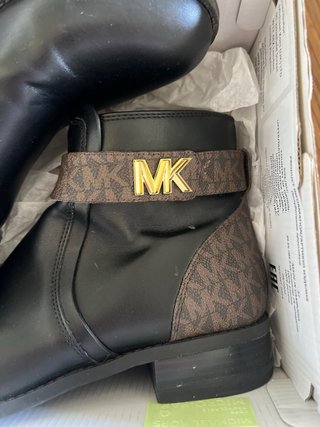 Botines Michael Kors Negro y Marrón