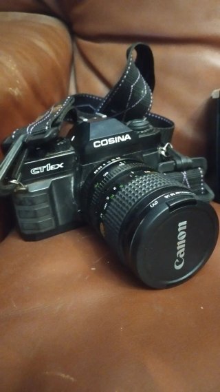Set di Fotocamere Vintage Canon, Cosina, Nikon