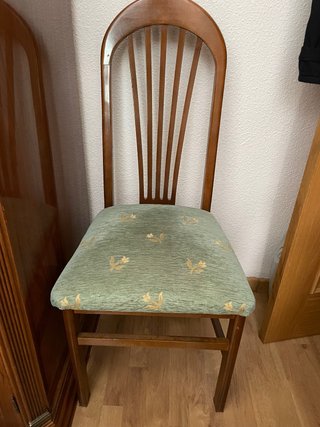 2 Sillas de Comedor Madera y Tela 15€ las dos