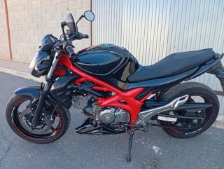 Suzuki Gladius 650  2014"