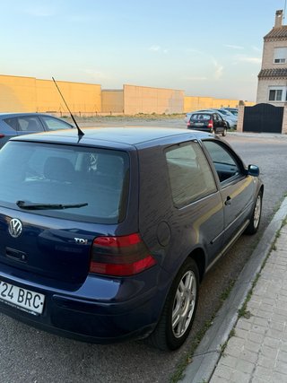 Volkswagen Golf 2001
