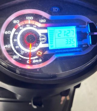 Moto Scooter Negra Automática . Sym 125