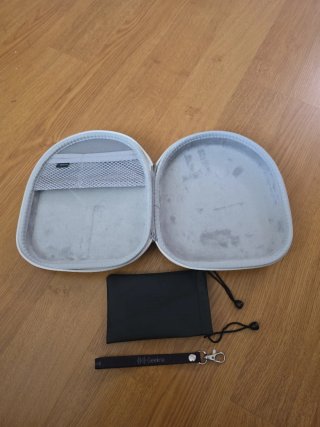 Estuche GEEKRIA SHIELD para JBL TUNE 770NC