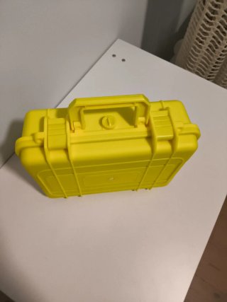 Valigetta porta orologi gialla