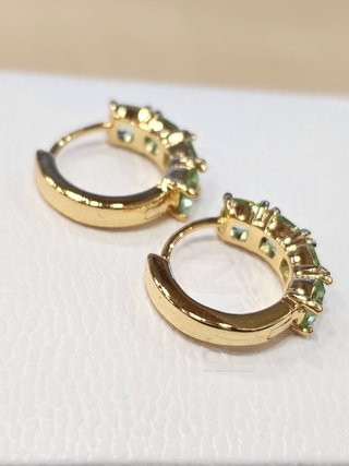 Pendientes Pandora Aro Dorado con Piedras Verdes