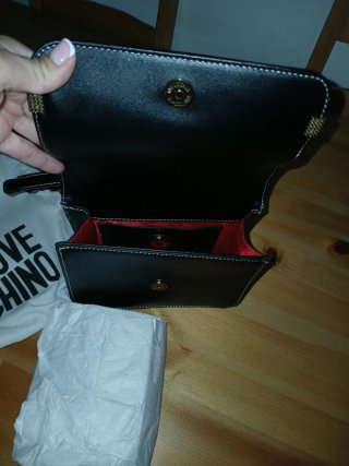 Bolso Love Moschino Negro Dorado