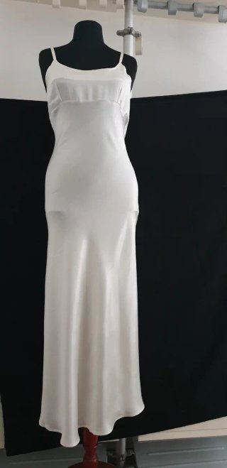 Abito elegante satinato TU