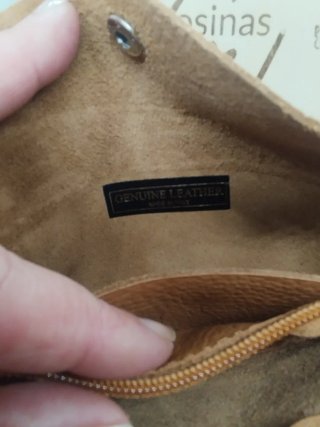 Cartera de Piel color Camel