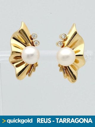 035-04-00602 PENDIENTES ORO DE 18K PERLA 7.88GR.