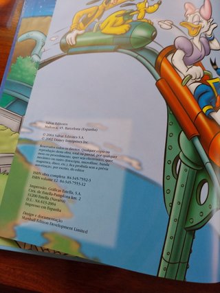 Lugares Célebres - Disney, livro didático juvenil