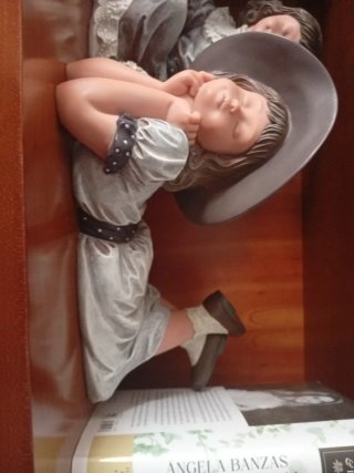 Figuras Niña Durmiendo