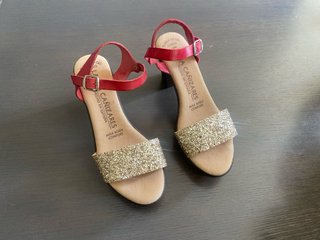 Sandalias Laura Cañizares Tacon Dorado y Rojo
