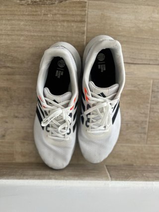 Zapatillas Adidas Blancas y Naranja