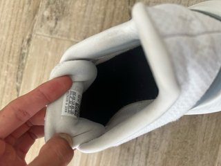 Zapatillas Adidas Blancas y Naranja