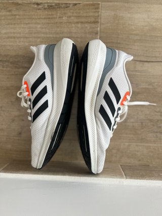 Zapatillas Adidas Blancas y Naranja
