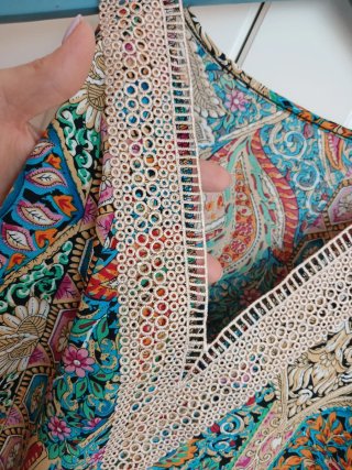 Blusa encaje talla XL multicolor nueva sin etiquet