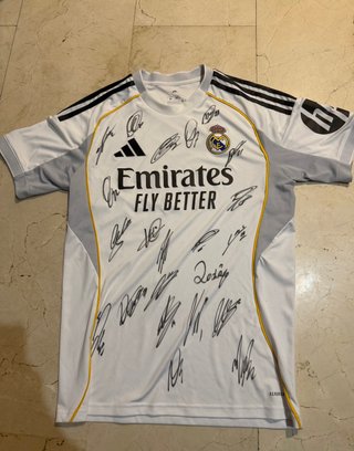 Camiseta Real Madrid Firmada Adidas