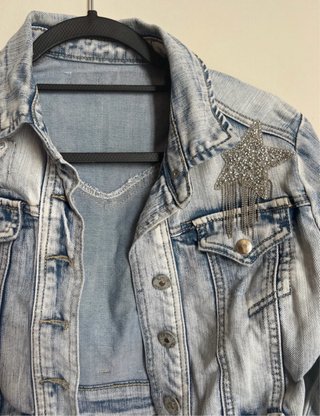 Chaqueta Denim Corta Estrellas Brillantes