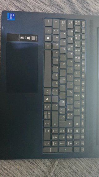 Lenovo IdeaPad Slim 5 16" - i7 13ª Gen, 32GB RAM