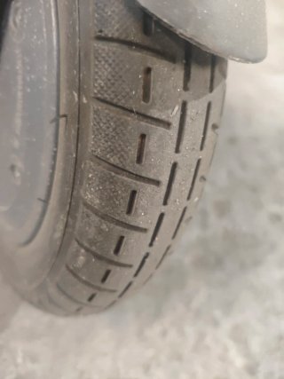 Patinete Eléctrico Hover-Z Negro