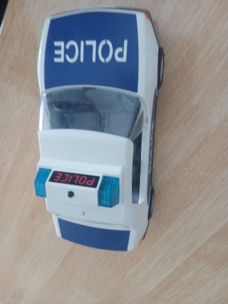 Coche de policía de playmobil