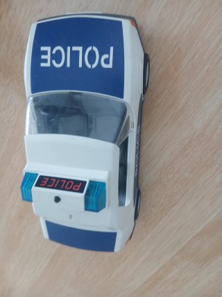 Coche de policía de playmobil