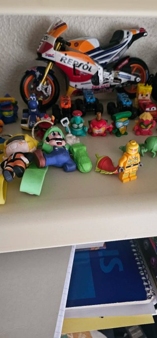 Lote SuperThings Figuras Coleccionables
