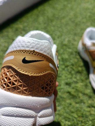 Zapatillas Nike vomero 5