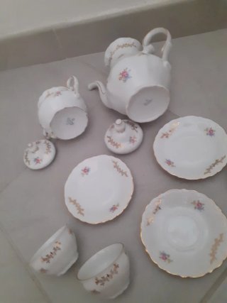 Servizio caffè porcellana decorato oro