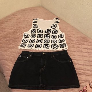 Rebajadísimo Falda vaquera negra y top crochet