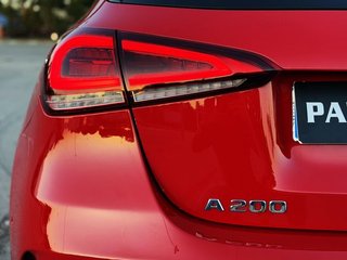 Mercedes Clase A 200 AMG LINE con PAQUETE NIGHT, TECHO SOLAR...