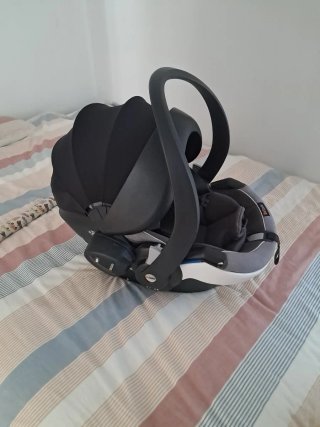 Seggiolino Auto Besafe Izi Go + Base Isofix