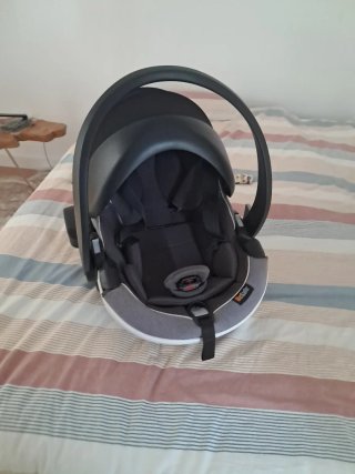 Seggiolino Auto Besafe Izi Go + Base Isofix