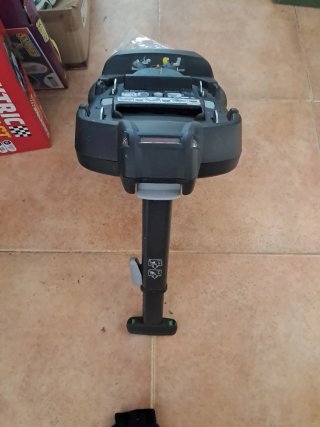 Seggiolino Auto Besafe Izi Go + Base Isofix