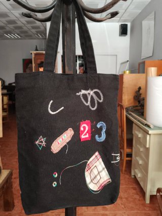Bolso TOTE negro de Desigual