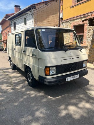 Mercedes-Benz MB100 1988