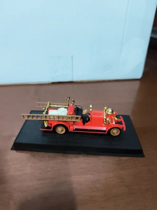 Modellino Camion Vigili del Fuoco 1924