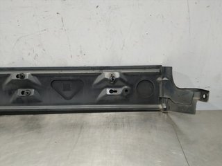 FALDON LATERAL VOLKSWAGEN T5 TRANSPORTER BUS (7H)