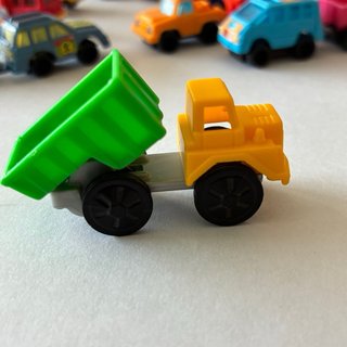 Lotto di vecchi giocattoli Kinder