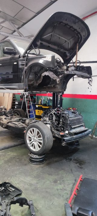 Land Rover Range Rover Sport 2010