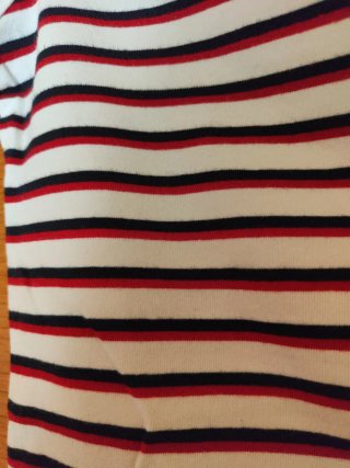 Camiseta Hombros Descubiertos Rayas