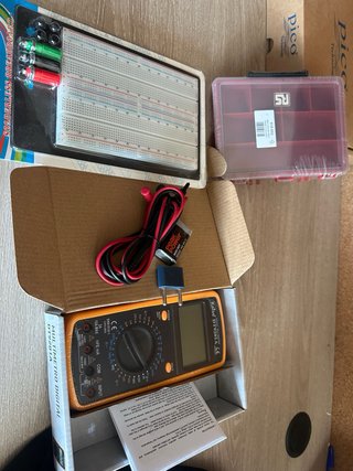 PicoScope 2204A + Fuente RS PRO + Multímetro