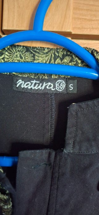 Casaca Negra con Detalles Dorados Talla S