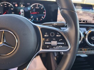 Mercedes-Benz Clase A A 180 d Sedán