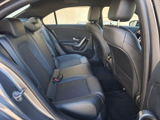 Mercedes-Benz Clase A A 180 d Sedán