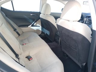 Lexus IS 2010