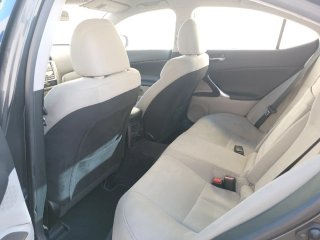 Lexus IS 2010